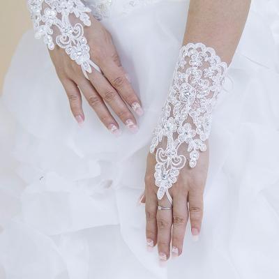 White Fingerless Wedding Gloves Lace Beaded For Bridal Wedding Accessories 
