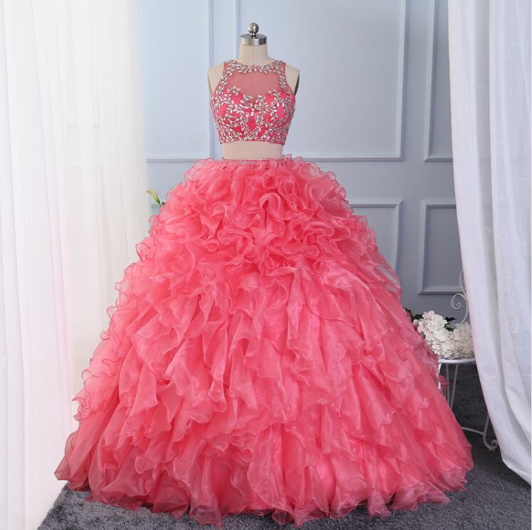 Romantic High Quantity Two Pieces Ruffles Cinderella Quinceanera Dresses Organza Ball Gown Sweet 15 16 Prom Party Dress With Crystals Beaded